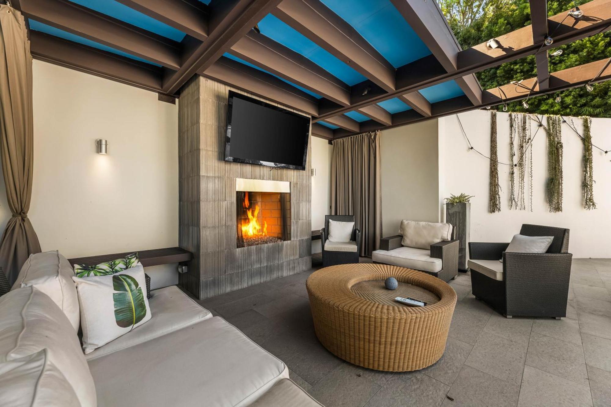 Апартаменты West Hollywood Hills Jacuzzi And Beautiful View Лос-Анджелес Экстерьер фото